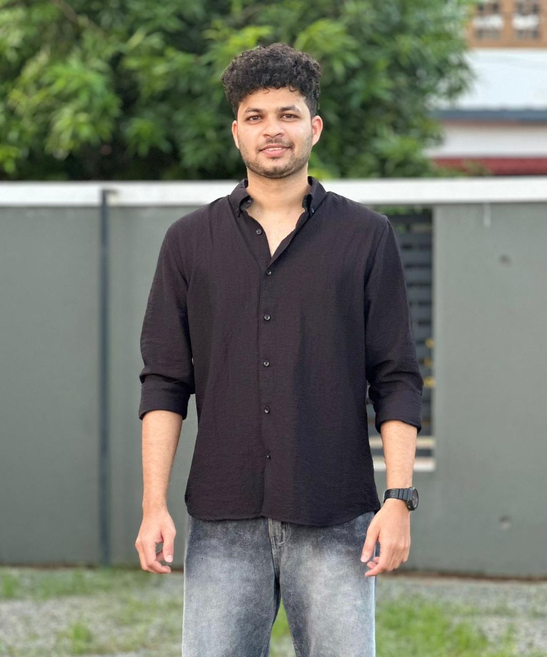 Munavvir C